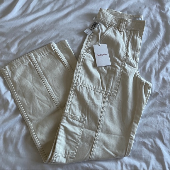 Never worn Aritzia wide leg carpenter pants! - Picture 3 of 3